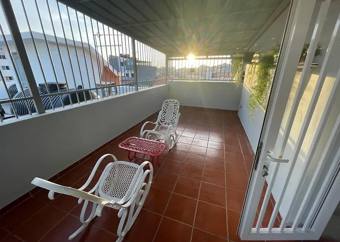 Isa House - Private Rooms In A Shared Duplex