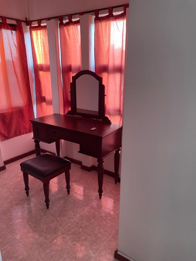 Apartamento Isa House - Private In A Shared Duplex