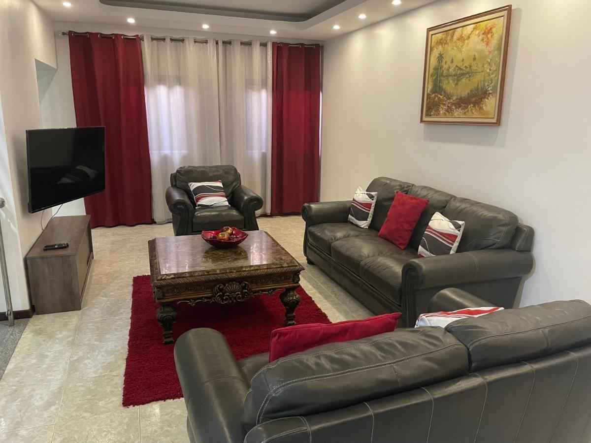 Isa House - Private In A Shared Duplex * Praia